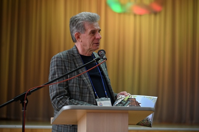 Владимир Первушкин выступил на конференции в Великих Луках Владимир Первушкин выступил на конференции в Великих Луках
