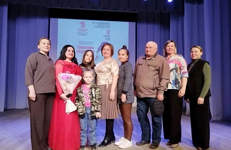 Гульсина Рафекова выступила для жителей Сосновоборска в рамках проекта «Творческие встречи» Гульсина Рафекова выступила для жителей Сосновоборска в рамках проекта «Творческие встречи»