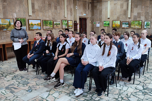 Кузнецкие библиотекари провели патриотический онлайн-марафон с белорусскими коллегами из города-побратима Барановичи Кузнецкие библиотекари провели патриотический онлайн-марафон с белорусскими коллегами из города-побратима Барановичи
