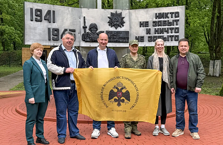 Делегация музея-заповедника «Прохоровское поле» передала пензенским учреждениям реликвии Прохоровской земли