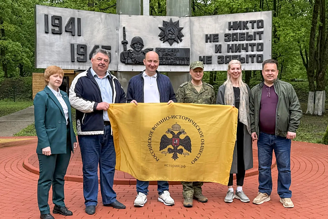 Делегация музея-заповедника «Прохоровское поле» передала пензенским учреждениям реликвии Прохоровской земли