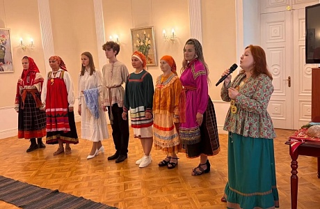 В Губернаторском доме отпраздновали Троицу
