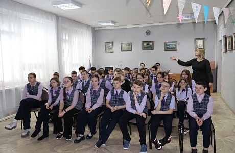 В рамках литературного фестиваля «Пошуршим» прошла встреча с детскими писателями из Санкт-Петербурга В рамках литературного фестиваля «Пошуршим» прошла встреча с детскими писателями из Санкт-Петербурга
