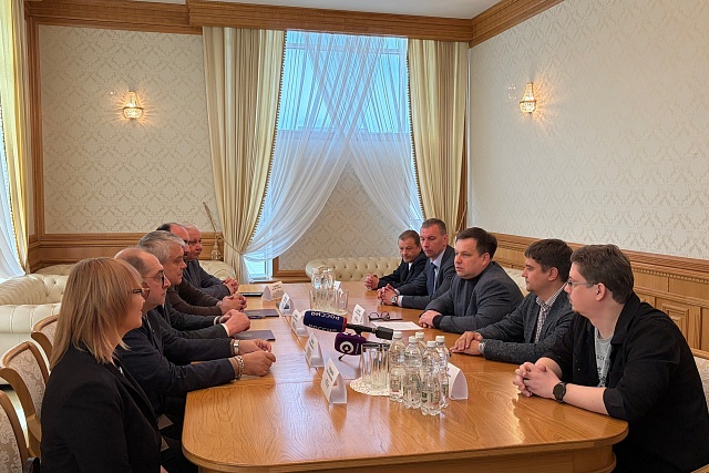Пензенский драмтеатр подписал соглашение о сотрудничестве с Курским театром им. Пушкина Пензенский драмтеатр подписал соглашение о сотрудничестве с Курским театром им. Пушкина